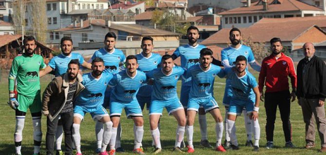 Devrekani Belediye Esnaf Spor Sezona Galibiyetle Başladı.