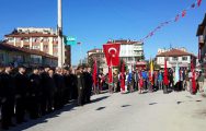 18 Mart Şehitleri Anma Günü ve Çanakkale Zaferi’nin 101. yıl dönümü ilçemizde törenlerle kutlandı.