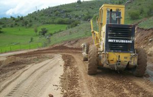 Köy yol yapım ve su deposu onarımları (4)